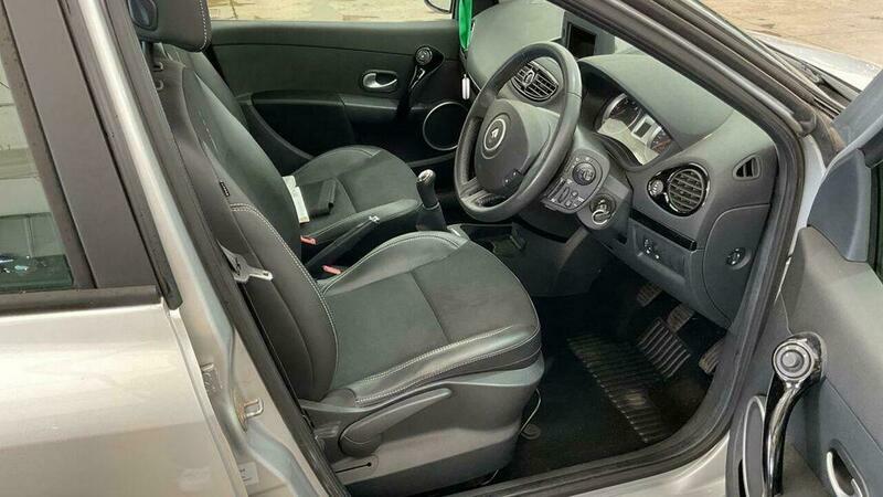Renault Clio 1.5 Dci Dynamique Tomtom Silver #4