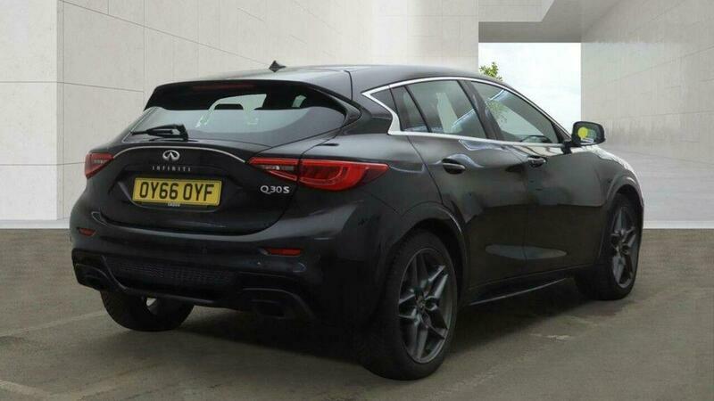 Infiniti Q30 1.5D Sport Euro 6 Black #6