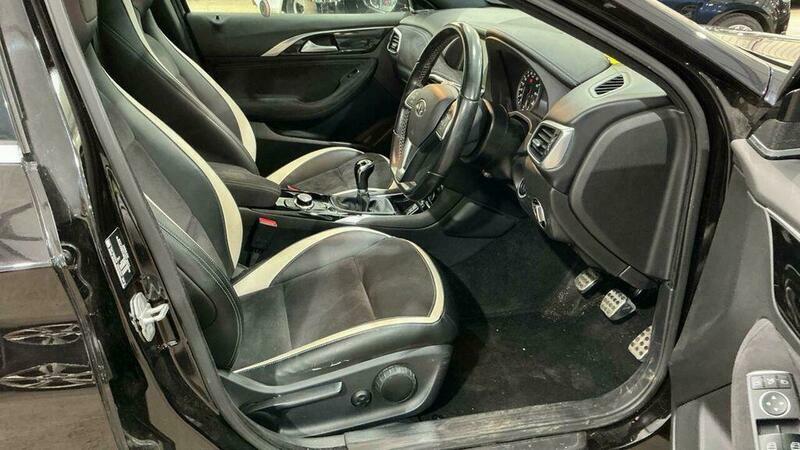 Infiniti Q30 1.5D Sport Euro 6 Black #4