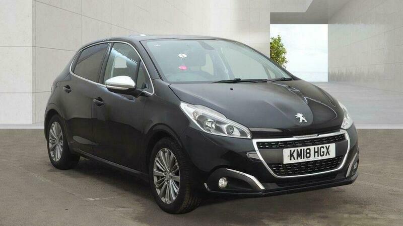 Peugeot 208 1.2 Puretech Allure Euro Black