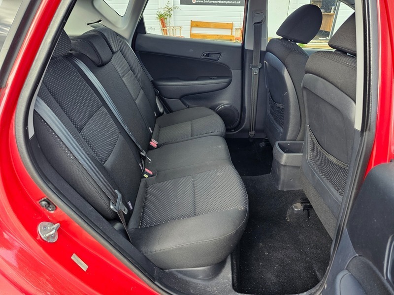Hyundai I30 Classic Black #12