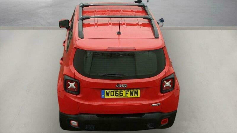 Jeep Renegade Longitude White #11