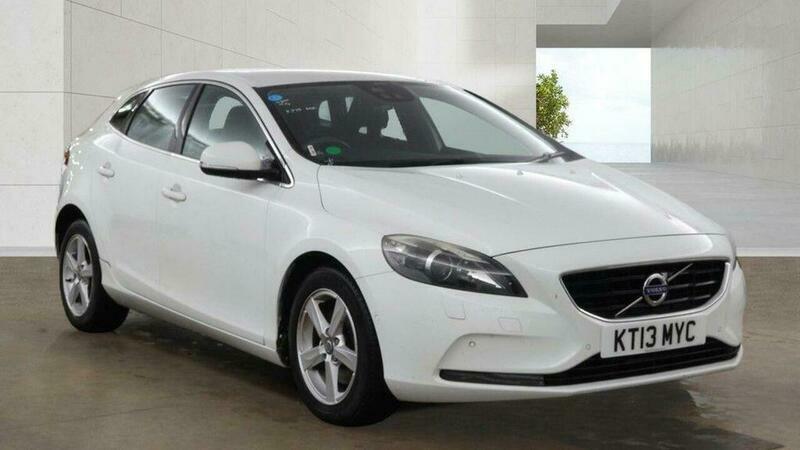 Volvo V40 1.6 D2 Se Nav White