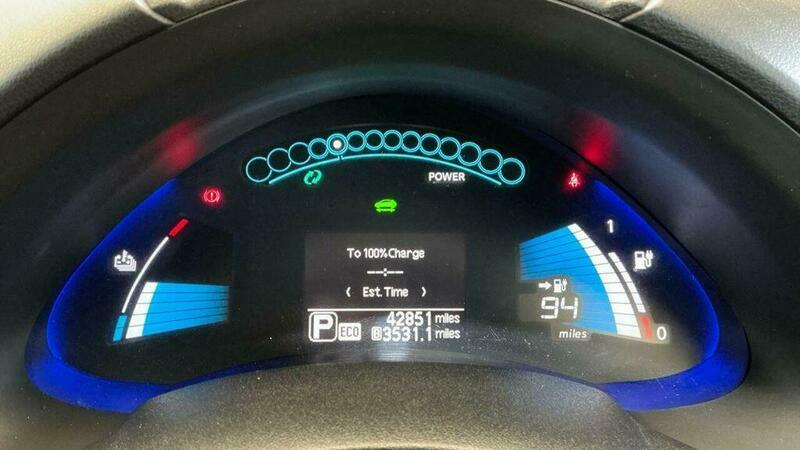 Nissan Leaf 30Kwh Black Edition White #3