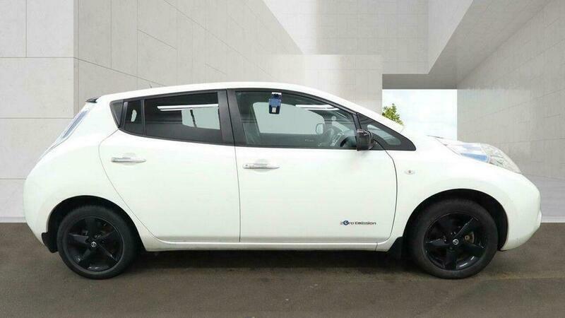 Nissan Leaf 0.0 30Kwh Tekna White #9