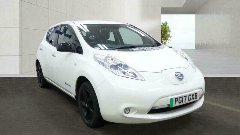 Nissan Leaf 30Kwh Black Edition White