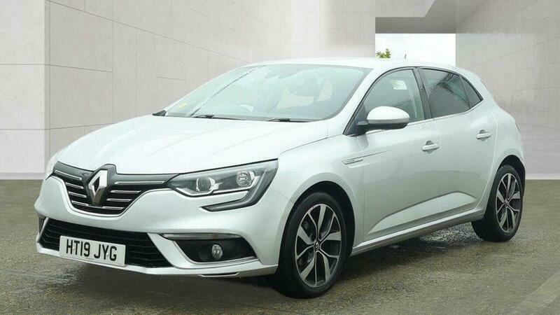 Renault Megane 1.5 Blue Dci Iconic Silver #2