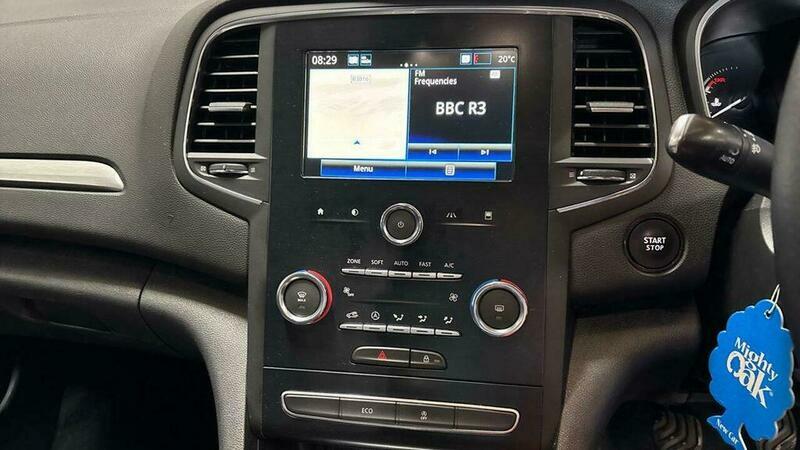 Renault Megane 1.5 Blue Dci Iconic Silver #3