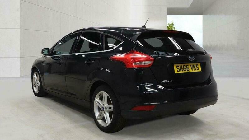 Ford Focus 1.5 Tdci Zetec Euro Black #5