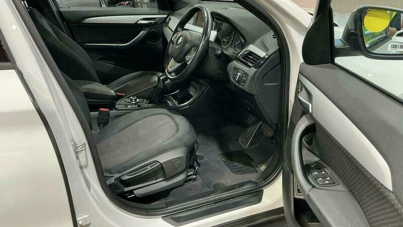 BMW X1 Xline Black #11