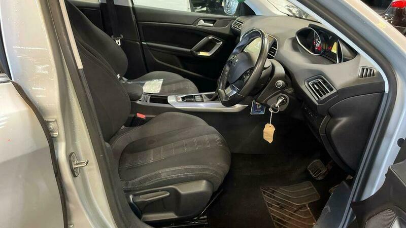 Peugeot 308 Active Silver #10