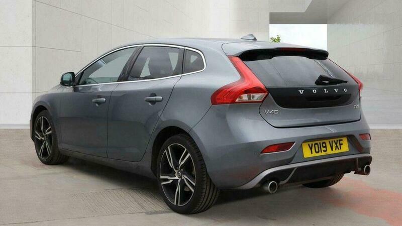 Volvo V40 2.0 T2 R-design Edition Grey #5