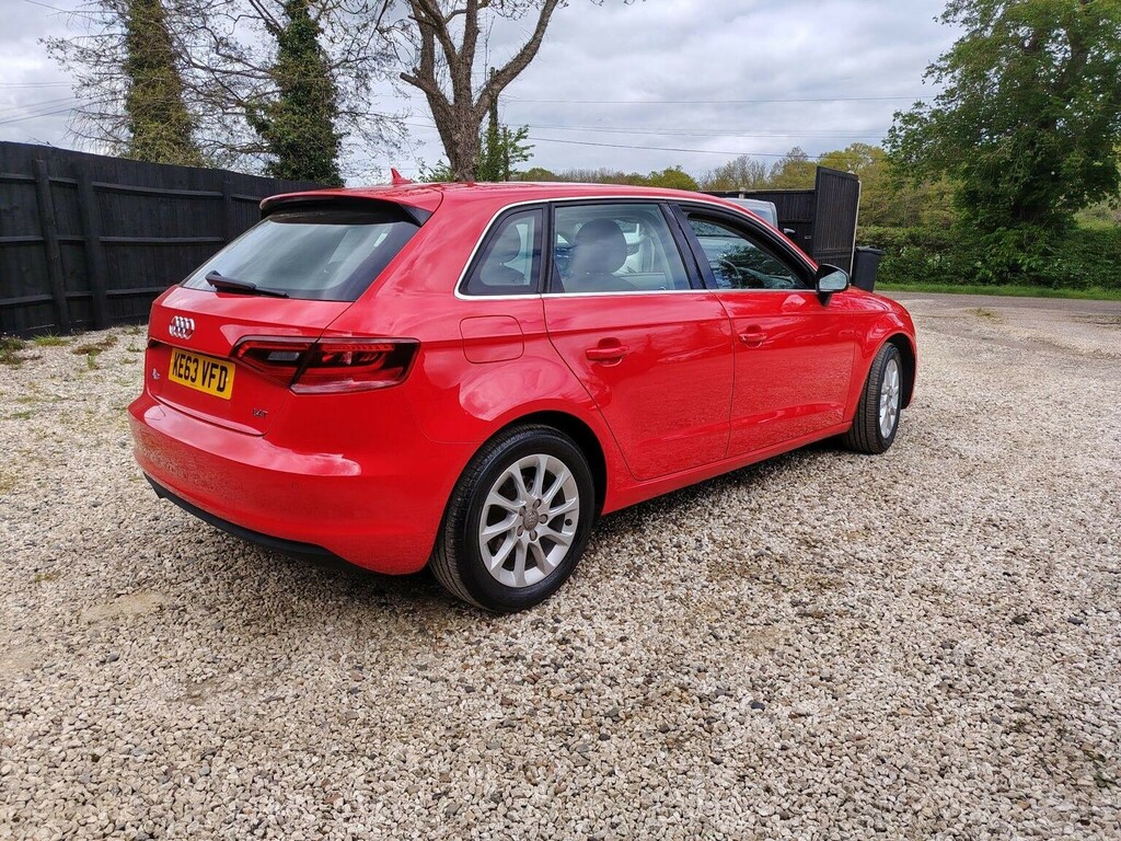 Audi A3 1.4 Tfsi Sport Sportback S Tronic Euro Red #3
