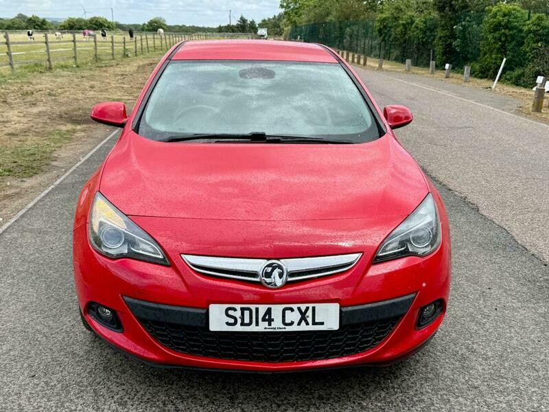 Vauxhall Astra GTC 1.4T 16V Sri Euro Red #2