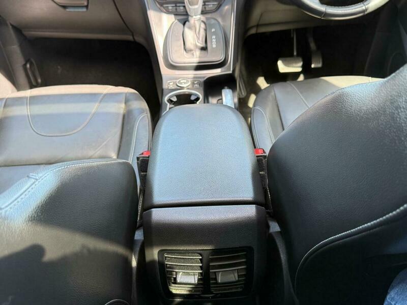 Ford Kuga 2.0 Tdci 150 Titanium White #8