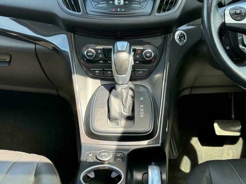 Ford Kuga 2.0 Tdci 150 Titanium White #9