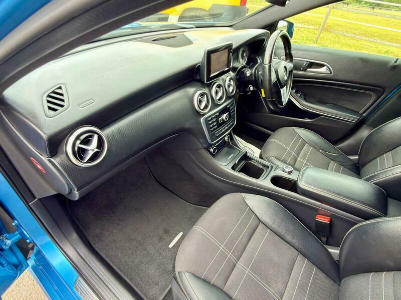 Mercedes-Benz A Class 1.5 A180 White #25