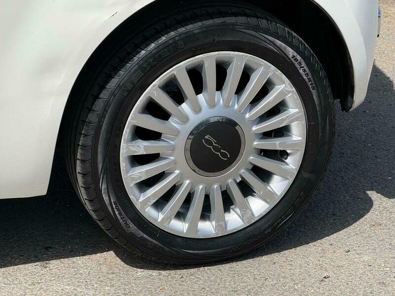 Fiat 500 1.2 Lounge 69 White #16