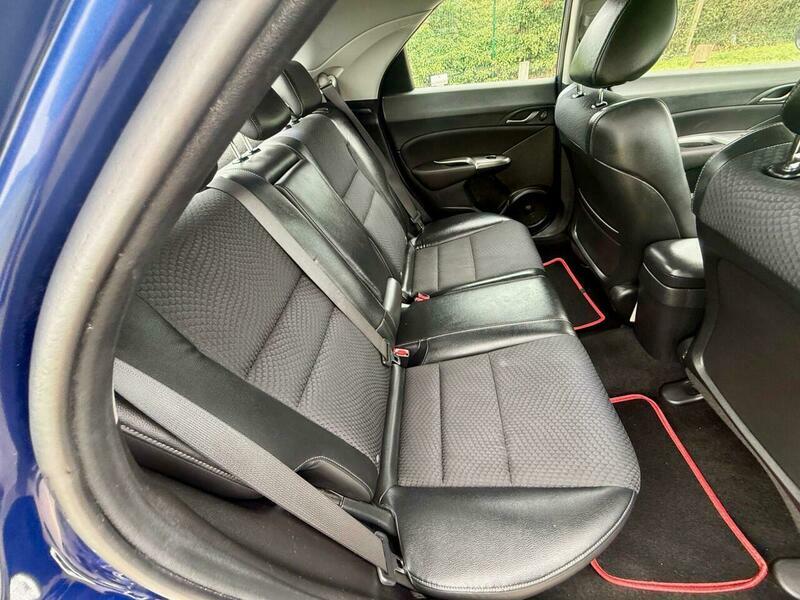 Honda Civic 2.0 I-vtec Type-r Championship White 198 Bhp White #12