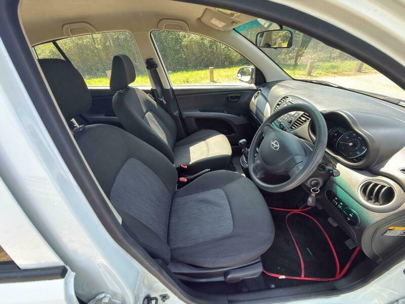 Hyundai I10 Active 5-Door Red #11