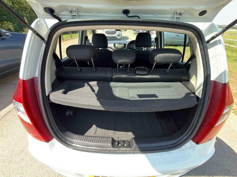 Hyundai I10 Active 5-Door Red #15