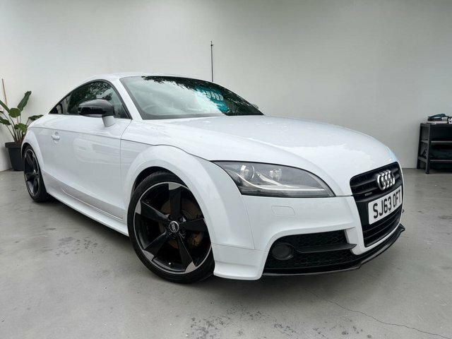 Audi TT 2.0 Tdi Black Edition White #2