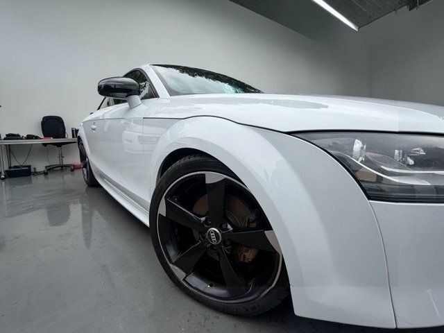 Audi TT 2.0 Tdi Black Edition White #5