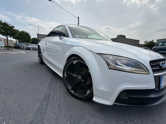 Audi TT 2.0 Tdi Black Edition White #5