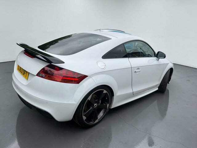 Audi TT 2.0 Tdi Black Edition White #6