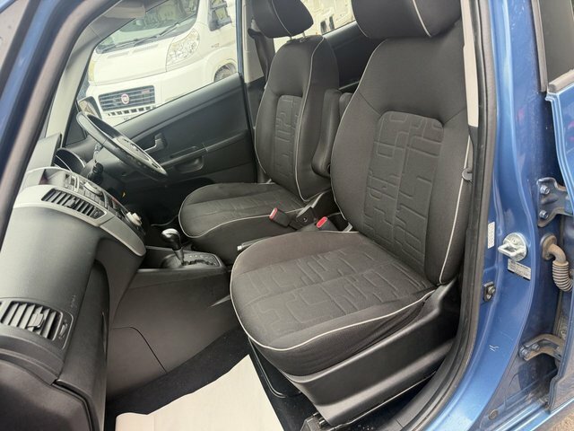 Kia Venga 2012 62 2 #12