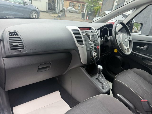 Kia Venga 2012 62 2 #11