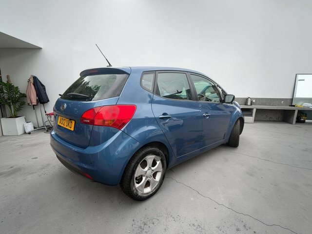 Kia Venga 2012 62 2 #10