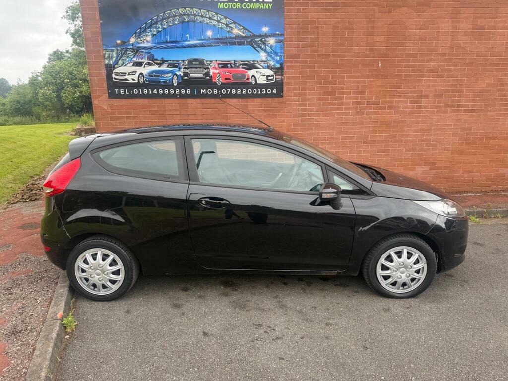 Ford Fiesta 1.25 Edge Black #6