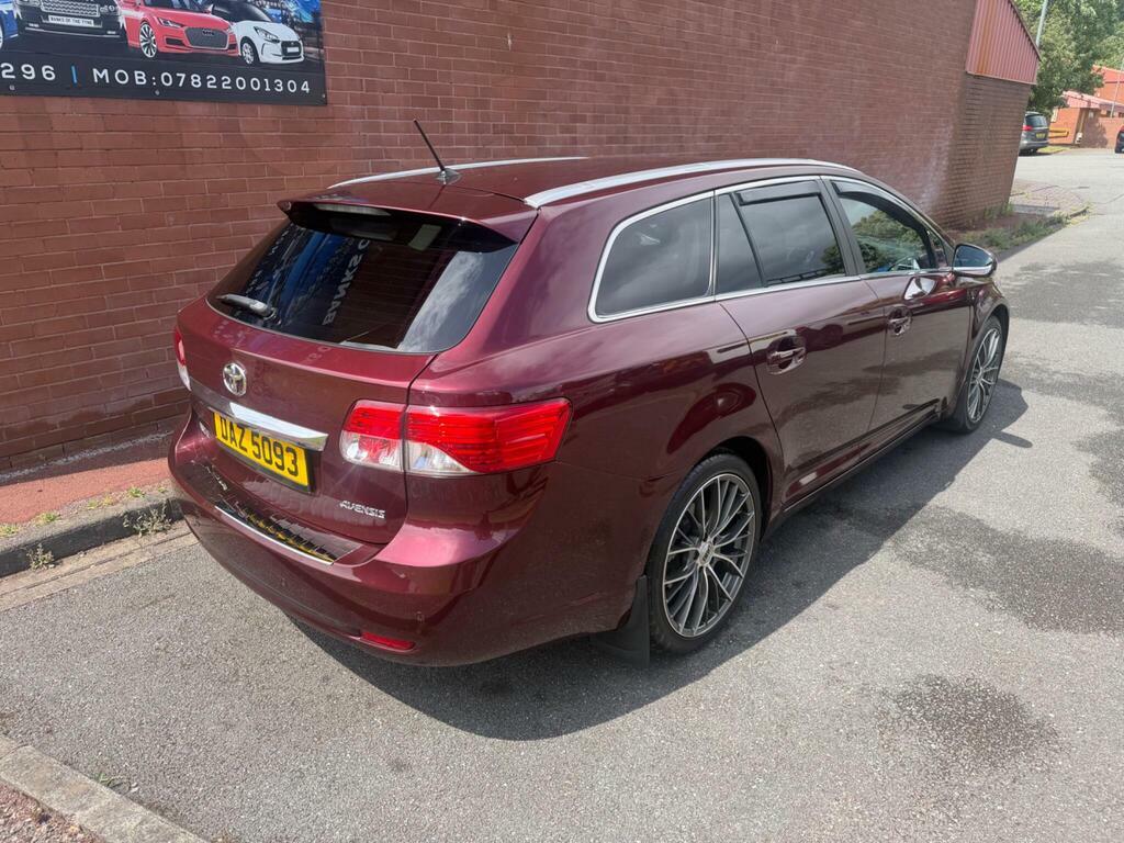 Toyota Avensis Automatic White #7