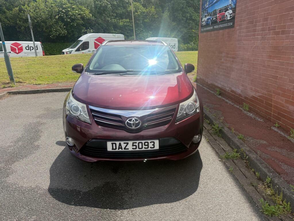 Toyota Avensis 2.0 D-4d Tr Tourer Euro 5 Red #2