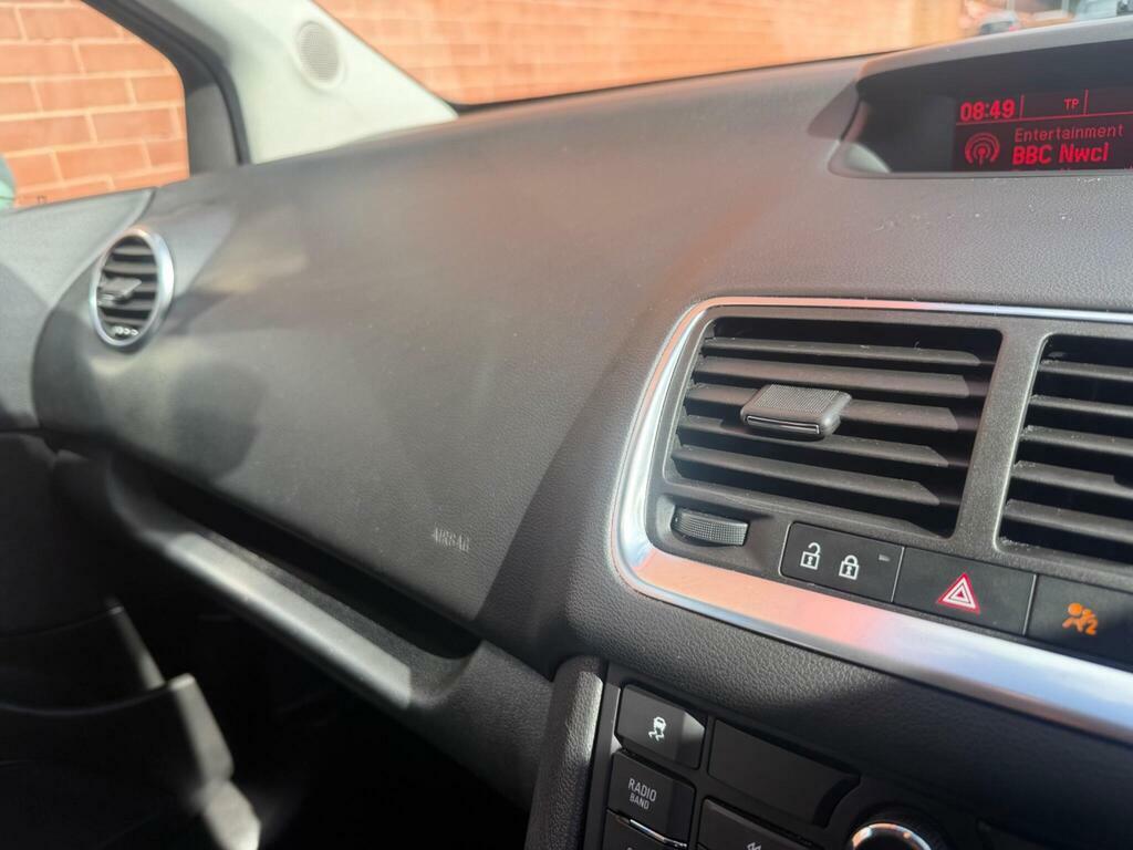 Vauxhall Meriva Tech Line Black #10