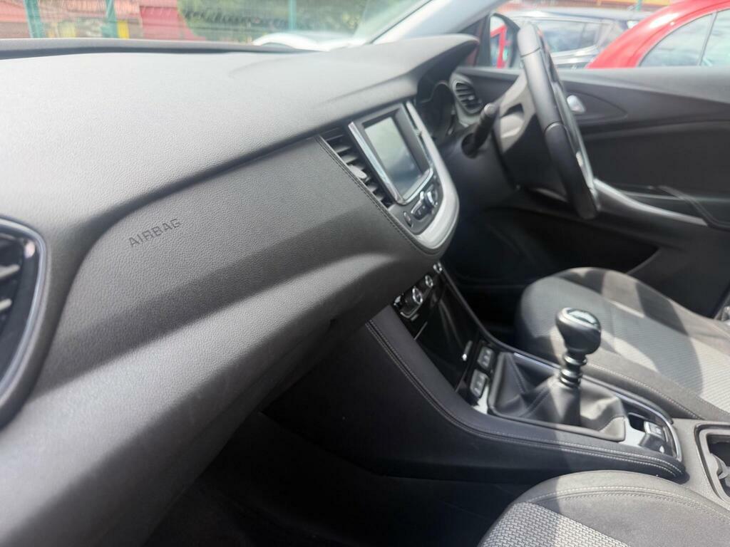 Vauxhall Grandland X Tech Line Nav Ss White #9