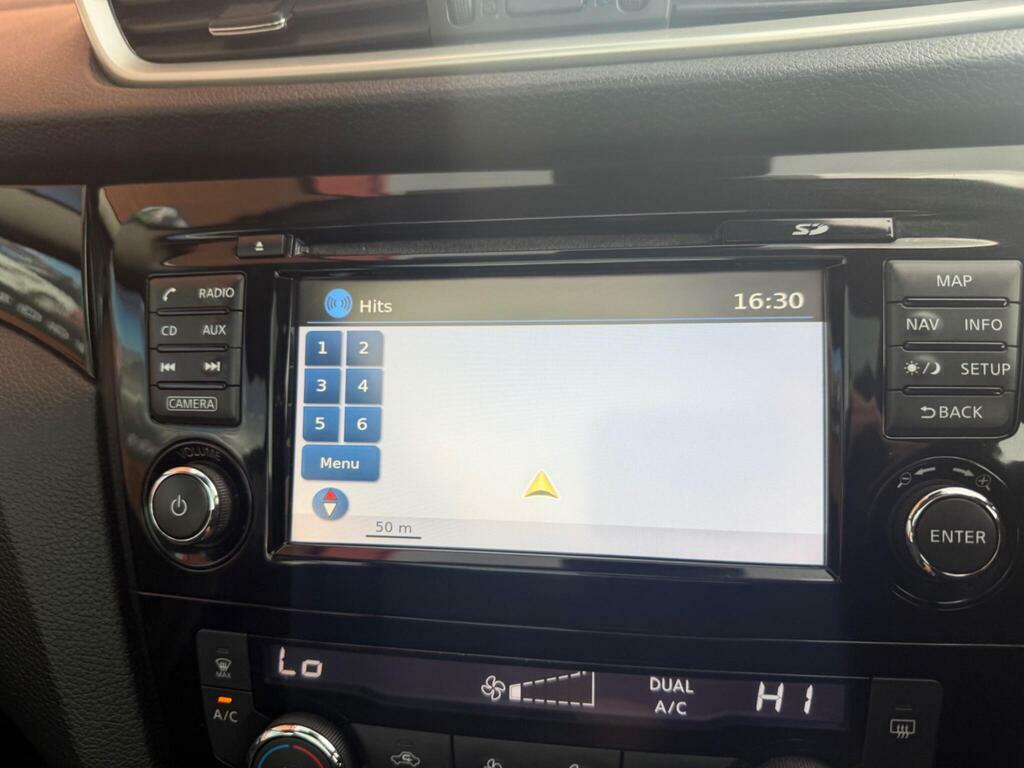 Nissan Qashqai Dci N-tec Plus Silver #21
