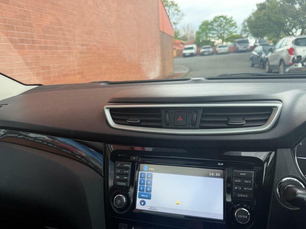 Nissan Qashqai Dci N-tec Plus Silver #22