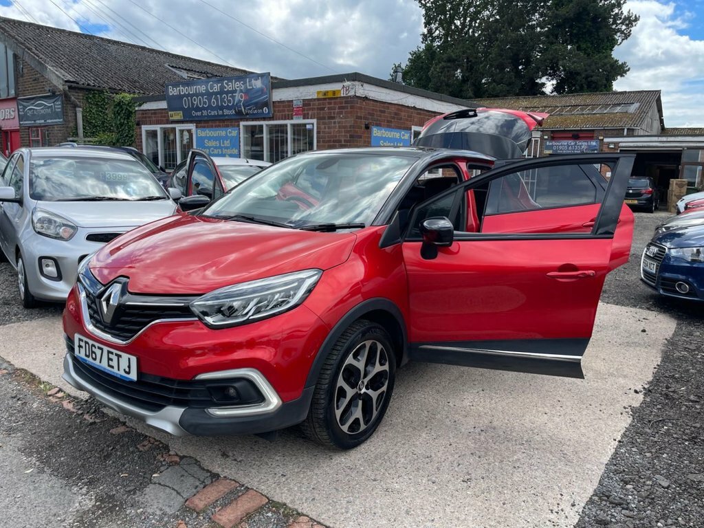Renault Captur 1.5L Signature X Nav Red