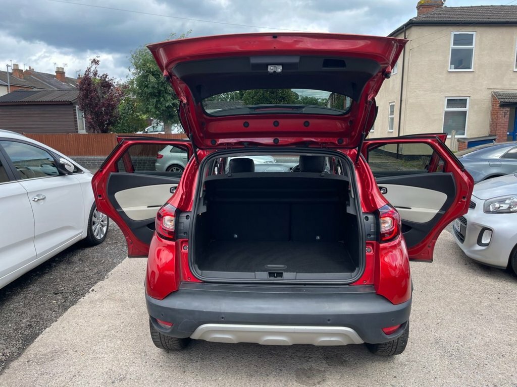 Renault Captur 1.5L Signature X Nav FD67ETJ Red #6