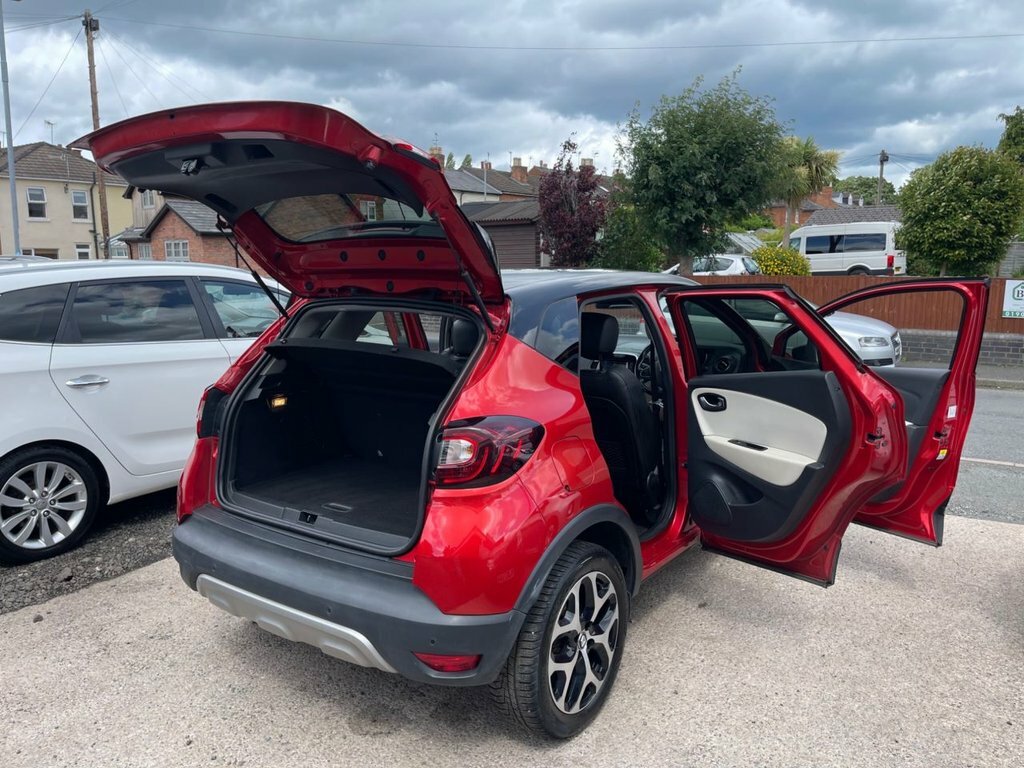 Renault Captur 1.5L Signature X Nav FD67ETJ Red #3