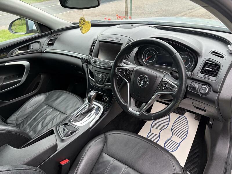 Vauxhall Insignia Tech Line Silver #10