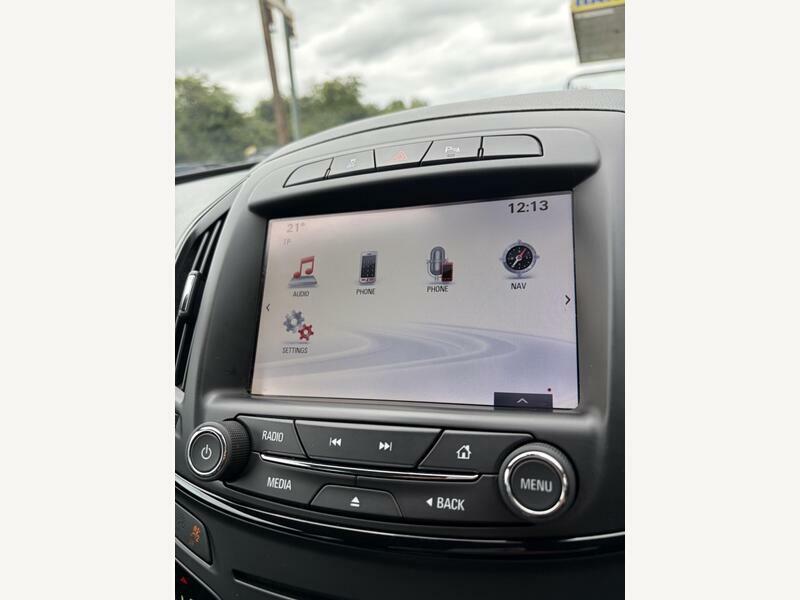 Vauxhall Insignia Tech Line Silver #18