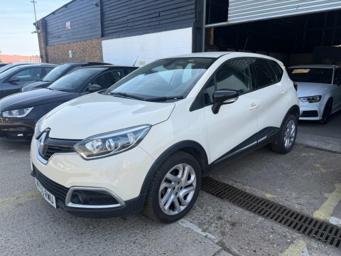Renault Captur 2016 66 1.2 MV66RWU White #3