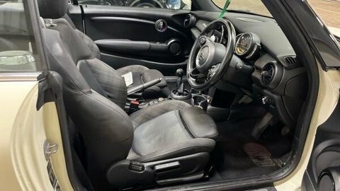 Mini Convertible 2018 68 1.5 White #5