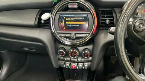 Mini Convertible 2018 68 1.5 White #2