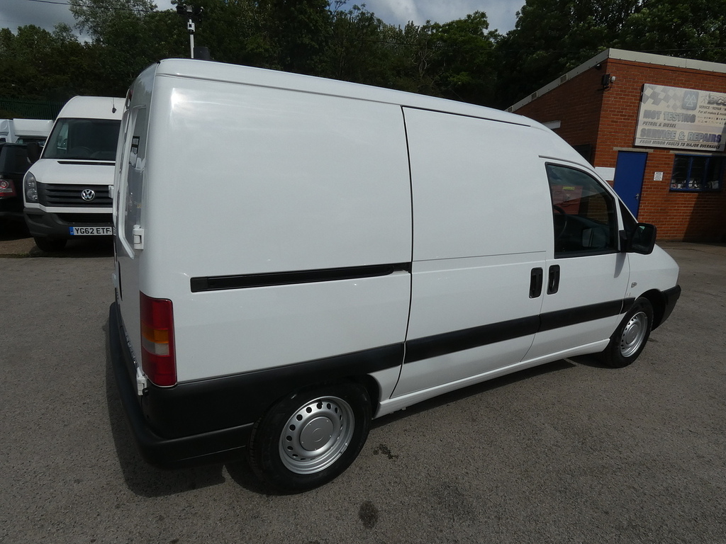 Peugeot Expert Hdi 110 Pv White #14