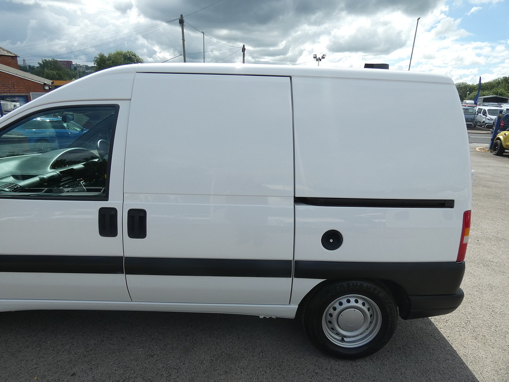 Peugeot Expert Hdi 110 Pv White #12