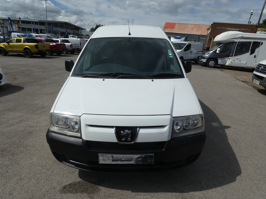 Peugeot Expert Hdi 110 Pv White #10